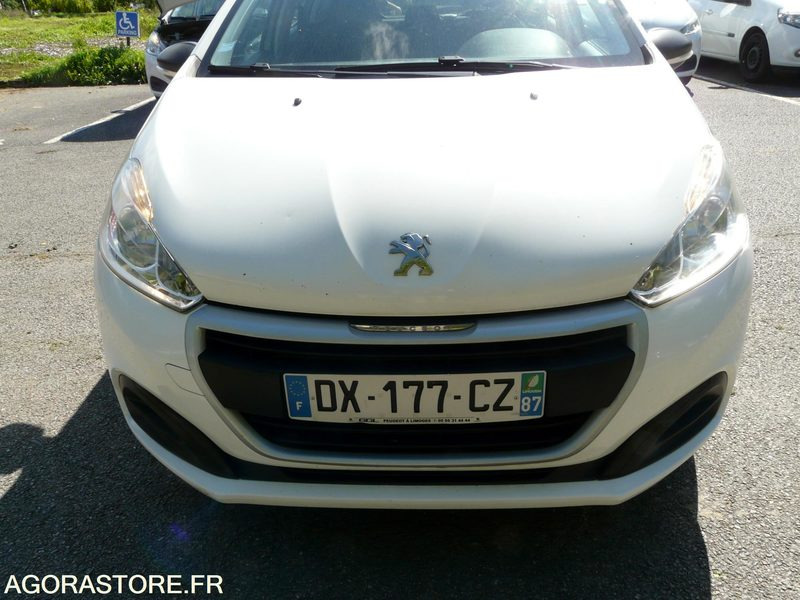 PEUGEOT 208 DX177CZ - Легковий автомобіль: фото 1 PEUGEOT 208 DX177CZ - Легковий автомобіль: фото 1