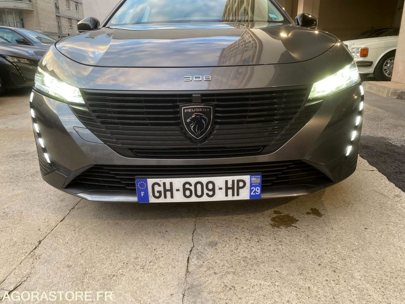 PEUGEOT 308 III (P5) SW 1.5 BlueHDi 16V EAT8 S&S 130 Boîte automatique PAS TVA - Універсал: фото 4 PEUGEOT 308 III (P5) SW 1.5 BlueHDi 16V EAT8 S&S 130 Boîte automatique PAS TVA - Універсал: фото 4