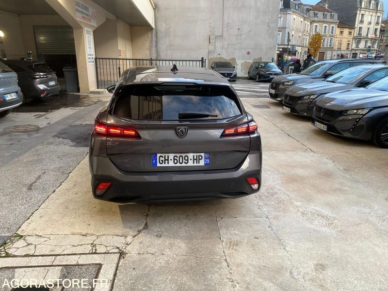 PEUGEOT 308 III (P5) SW 1.5 BlueHDi 16V EAT8 S&S 130 Boîte automatique PAS TVA - Універсал: фото 5 PEUGEOT 308 III (P5) SW 1.5 BlueHDi 16V EAT8 S&S 130 Boîte automatique PAS TVA - Універсал: фото 5