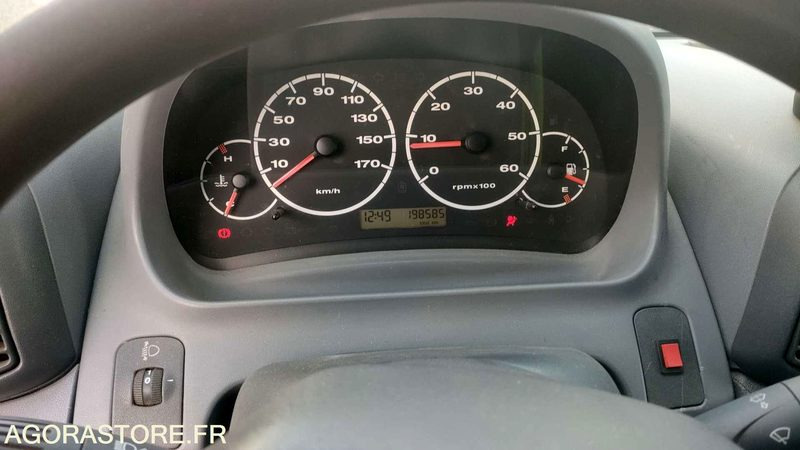 PEUGEOT BOXER - 2022 - 198585kms - Суцільнометалевий фургон: фото 5 PEUGEOT BOXER - 2022 - 198585kms - Суцільнометалевий фургон: фото 5