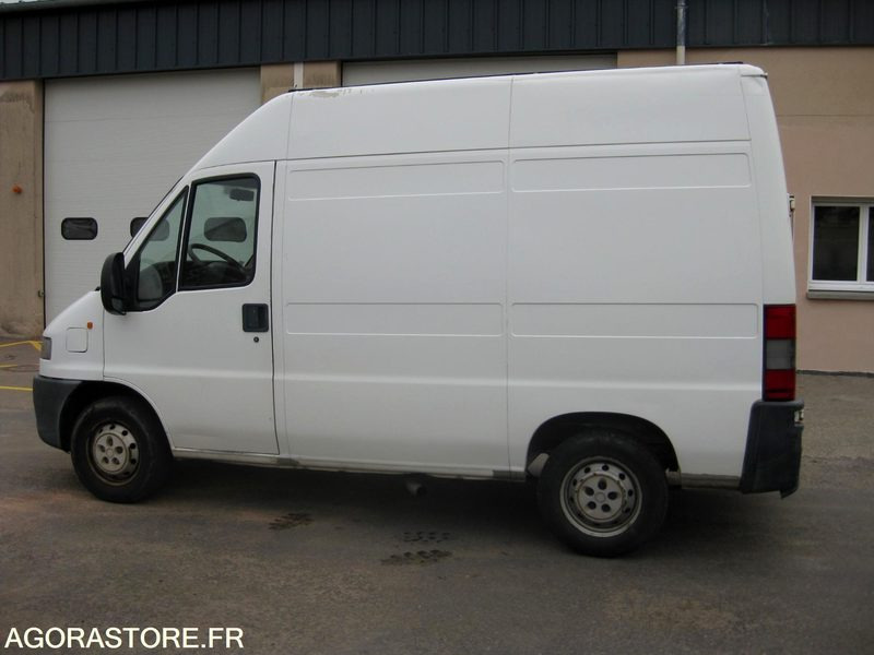 PEUGEOT BOXER - Суцільнометалевий фургон: фото 2 PEUGEOT BOXER - Суцільнометалевий фургон: фото 2