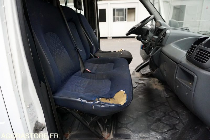 PEUGEOT BOXER PLATEAU DOUBLE CABINE - Малотоннажний самоскид: фото 5 PEUGEOT BOXER PLATEAU DOUBLE CABINE - Малотоннажний самоскид: фото 5