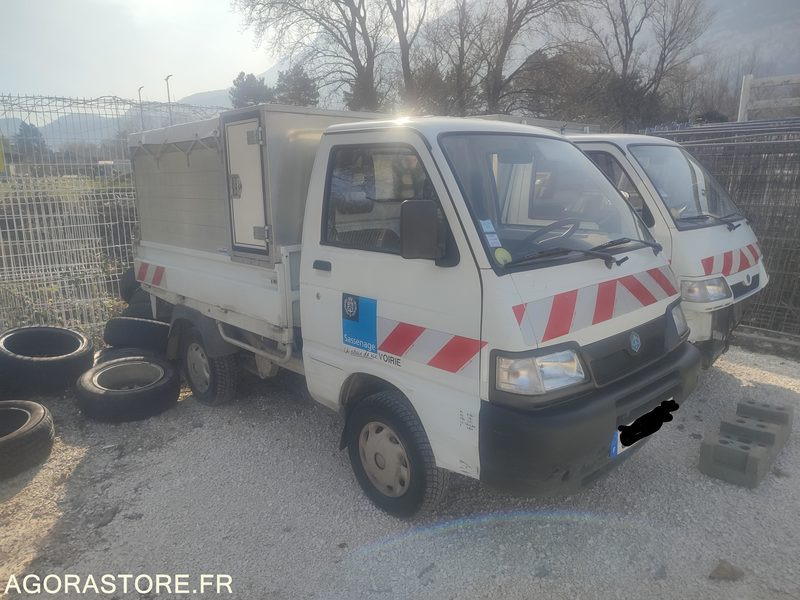 PIAGGIO 866 CZT 38 PORTER VENDU POUR PIECES VENDU SANS CONTROLE TECHNIQUE - Малотоннажний самоскид: фото 2 PIAGGIO 866 CZT 38 PORTER VENDU POUR PIECES VENDU SANS CONTROLE TECHNIQUE - Малотоннажний самоскид: фото 2