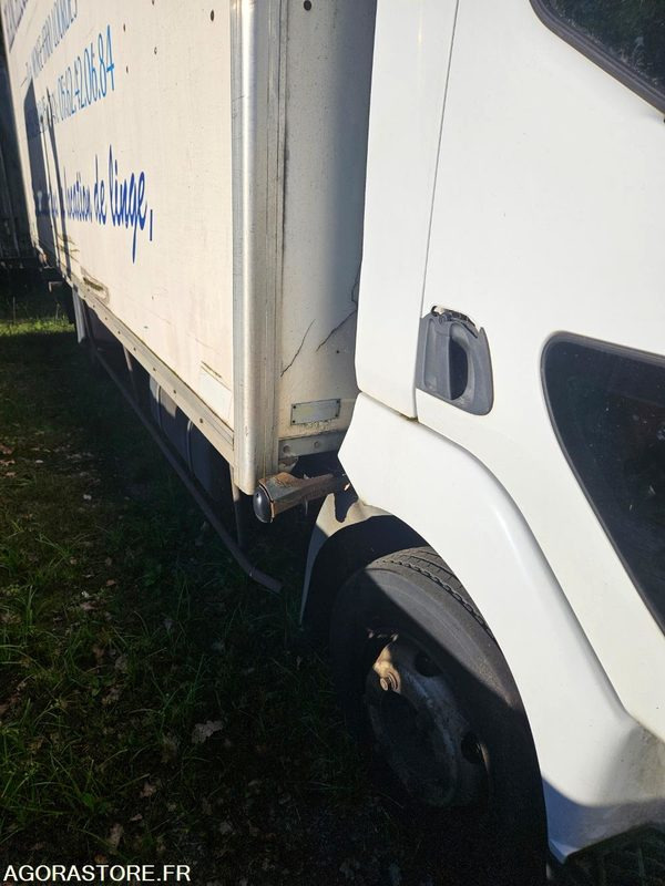 PL-RENAULT MIDLUM- 407653Km-2005 - Вантажівка з закритим кузовом: фото 2 PL-RENAULT MIDLUM- 407653Km-2005 - Вантажівка з закритим кузовом: фото 2