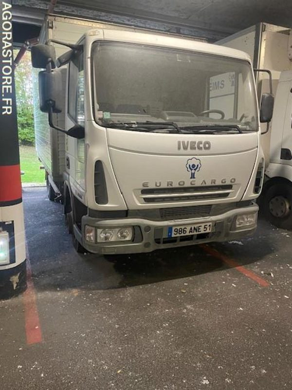 POID LOURD IVECO - Вантажівка з закритим кузовом: фото 1 POID LOURD IVECO - Вантажівка з закритим кузовом: фото 1