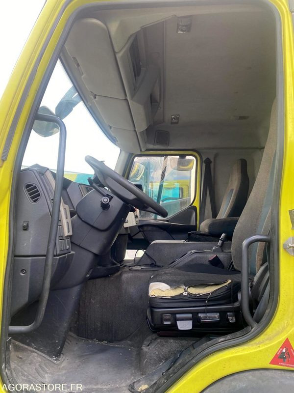 PORTEUR BOM 26T VOLVO GEESINK - 160803km- 2014 (4002) - Сміттєвози: фото 5 PORTEUR BOM 26T VOLVO GEESINK - 160803km- 2014 (4002) - Сміттєвози: фото 5