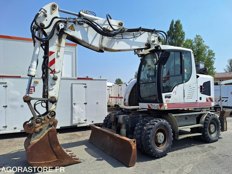 Pelle à pneu LIEBHERR A918 Compact - 2012 / 8153 HEURES - Екскаватор: фото 2 Pelle à pneu LIEBHERR A918 Compact - 2012 / 8153 HEURES - Екскаватор: фото 2