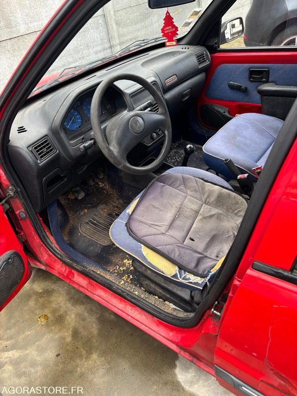 Peugeot 106 - Легковий автомобіль: фото 4 Peugeot 106 - Легковий автомобіль: фото 4