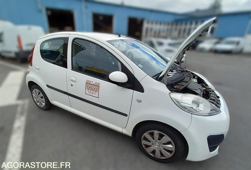 Peugeot 107- CZ681SJ - Легковий автомобіль: фото 1 Peugeot 107- CZ681SJ - Легковий автомобіль: фото 1