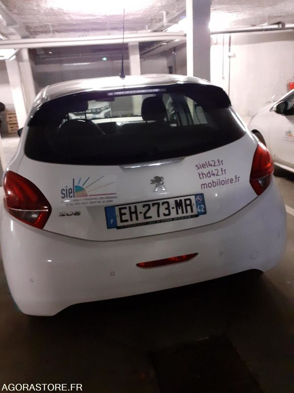 Peugeot 208 - 2016 - 225495 kms - Легковий автомобіль: фото 1 Peugeot 208 - 2016 - 225495 kms - Легковий автомобіль: фото 1