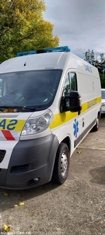 Peugeot BOXER, 3L HDI, 2012, 329317 kms, moteur 63435kms - Карета швидкої допомоги: фото 3 Peugeot BOXER, 3L HDI, 2012, 329317 kms, moteur 63435kms - Карета швидкої допомоги: фото 3