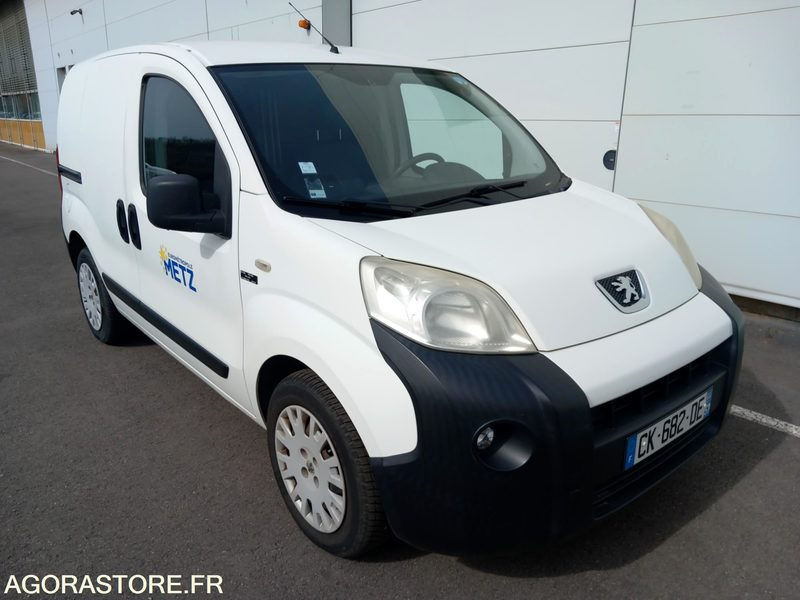 Peugeot Bipper 1.3 HDi FAP 75 cv - 113 000 km - MOTEUR HS - CK-682-DE - Легковий фургон: фото 2 Peugeot Bipper 1.3 HDi FAP 75 cv - 113 000 km - MOTEUR HS - CK-682-DE - Легковий фургон: фото 2