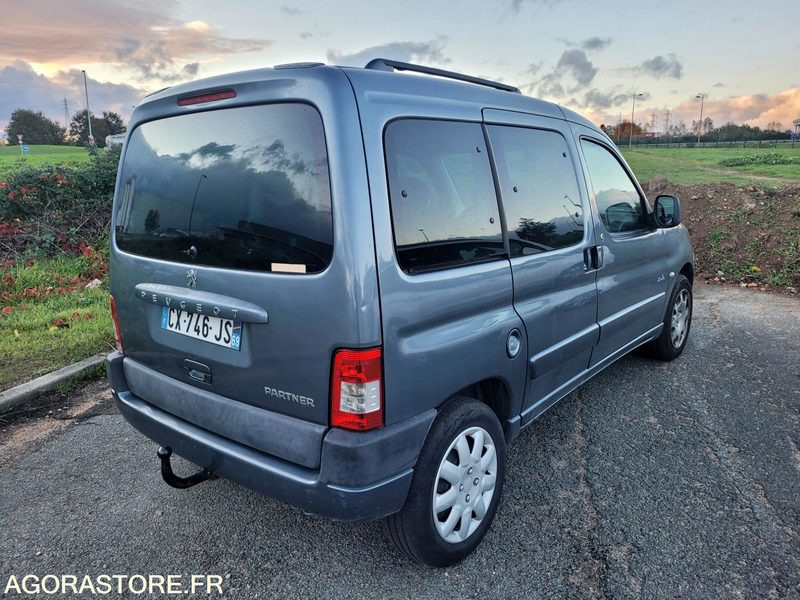 Peugeot partner 1.6hdi 90 ch - Легковий автомобіль: фото 3 Peugeot partner 1.6hdi 90 ch - Легковий автомобіль: фото 3