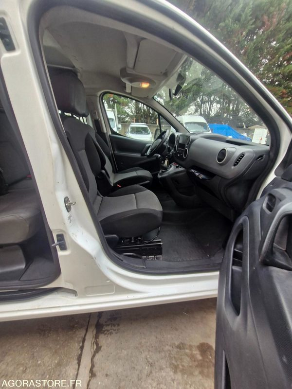Peugeot partner cabine approfondie long 1.6 bluehdi 100 bvm 5 128863 CLIM - Легковий фургон: фото 2 Peugeot partner cabine approfondie long 1.6 bluehdi 100 bvm 5 128863 CLIM - Легковий фургон: фото 2