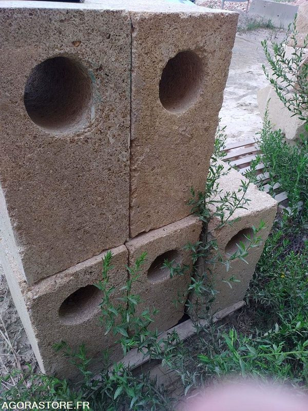 Pierre du Gard - Інструмент/ Обладнання: фото 2 Pierre du Gard - Інструмент/ Обладнання: фото 2