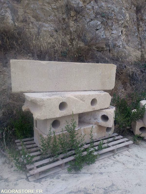 Pierre du Gard - Інструмент/ Обладнання: фото 4 Pierre du Gard - Інструмент/ Обладнання: фото 4