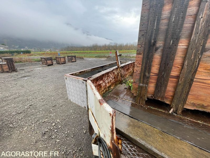 Porte-engins LECITRAILE - 2004 - en l'état (5866/4169-TZ-73) - Низькорамна платформа напівпричіп: фото 4 Porte-engins LECITRAILE - 2004 - en l'état (5866/4169-TZ-73) - Низькорамна платформа напівпричіп: фото 4