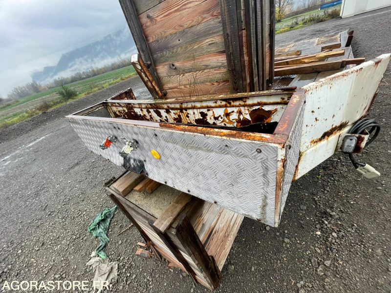 Porte-engins LECITRAILE - 2004 - en l'état (5866/4169-TZ-73) - Низькорамна платформа напівпричіп: фото 2 Porte-engins LECITRAILE - 2004 - en l'état (5866/4169-TZ-73) - Низькорамна платформа напівпричіп: фото 2