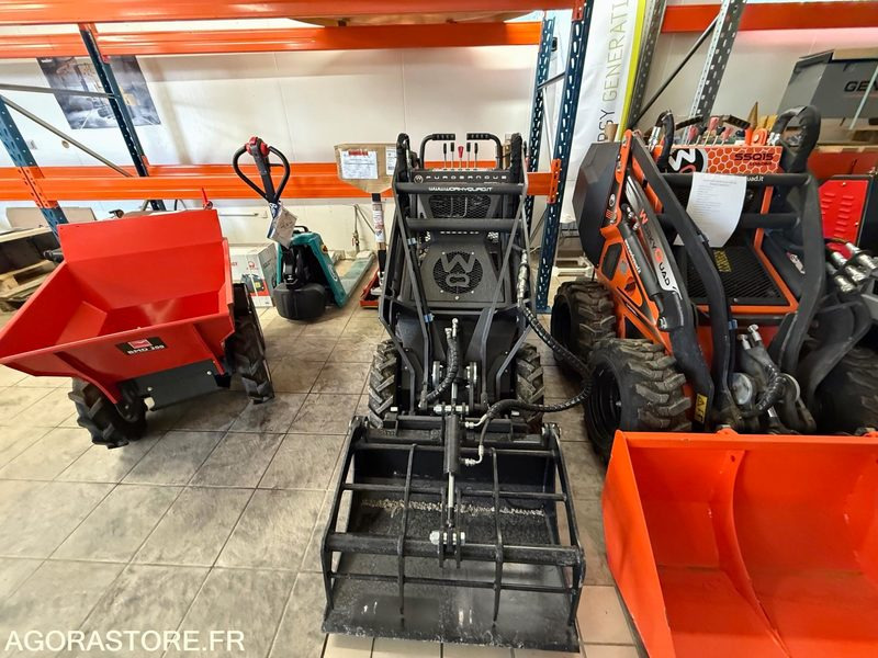 Porte outils SSQ11 PUROSANGUE Worky quad Plus Essence NEUF - Техніка для саду та городу: фото 3 Porte outils SSQ11 PUROSANGUE Worky quad Plus Essence NEUF - Техніка для саду та городу: фото 3