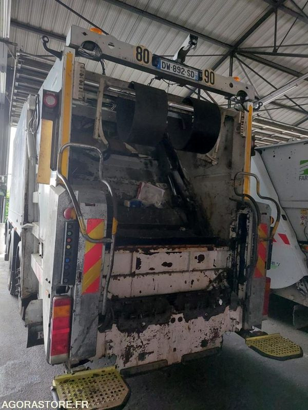 RENAULT - BOM Premium - 2008 / 412 258 km - DW-892-SD (BARA - R51651) - Сміттєвози: фото 2 RENAULT - BOM Premium - 2008 / 412 258 km - DW-892-SD (BARA - R51651) - Сміттєвози: фото 2