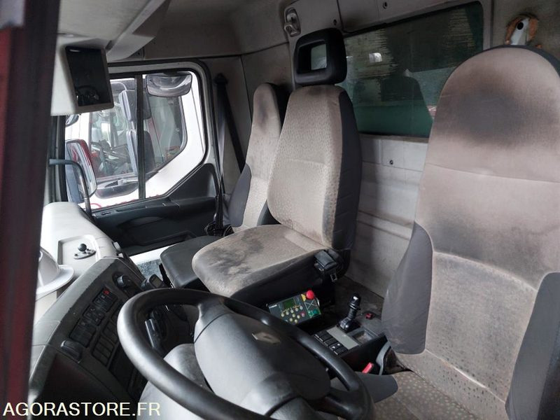 Сміттєвози RENAULT - BOM Premium - 2008 / 412 258 km - DW-892-SD (BARA - R51651): фото 8 Сміттєвози RENAULT - BOM Premium - 2008 / 412 258 km - DW-892-SD (BARA - R51651): фото 8