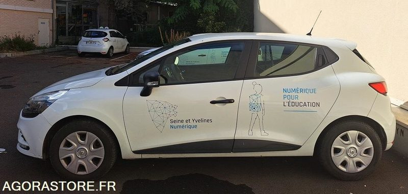 RENAULT - CLIO - 2018 - 79 000 KM - Легковий автомобіль: фото 3 RENAULT - CLIO - 2018 - 79 000 KM - Легковий автомобіль: фото 3