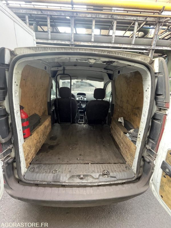 RENAULT KANGOO - 2011 - 157271KMs - BY-686-NP - Легковий фургон: фото 2 RENAULT KANGOO - 2011 - 157271KMs - BY-686-NP - Легковий фургон: фото 2