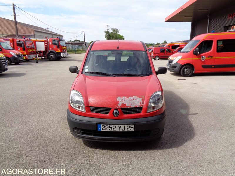 RENAULT KANGOO 2252 YJ 25 - Легковий автомобіль: фото 1 RENAULT KANGOO 2252 YJ 25 - Легковий автомобіль: фото 1