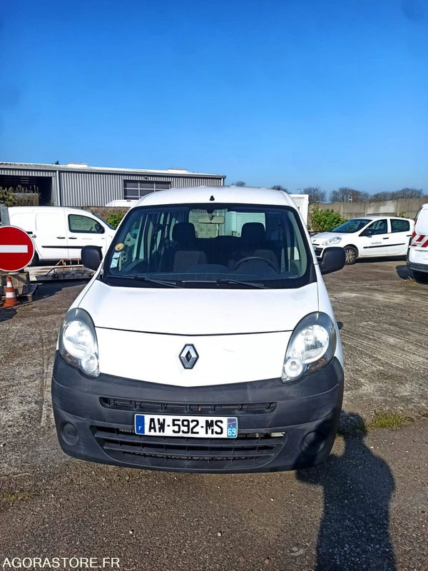 RENAULT KANGOO VL 5 PLACES 1.5 DCI 86 CH 2010 95641 KM - Легковий автомобіль: фото 1 RENAULT KANGOO VL 5 PLACES 1.5 DCI 86 CH 2010 95641 KM - Легковий автомобіль: фото 1