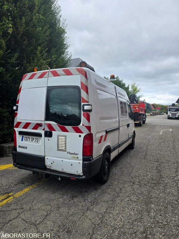 RENAULT MASTER - Суцільнометалевий фургон: фото 3 RENAULT MASTER - Суцільнометалевий фургон: фото 3