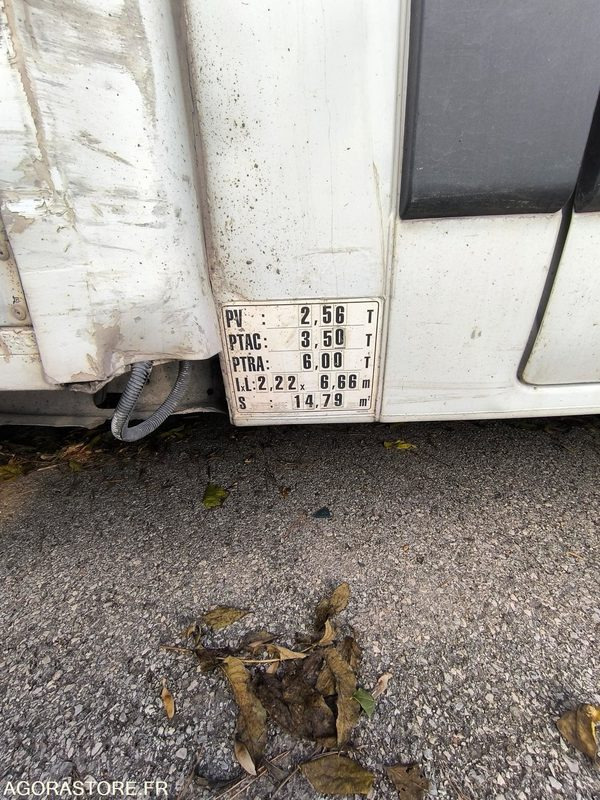 Суцільнометалевий фургон RENAULT MASTER III - 2017 - 239581 Kms: фото 7 Суцільнометалевий фургон RENAULT MASTER III - 2017 - 239581 Kms: фото 7