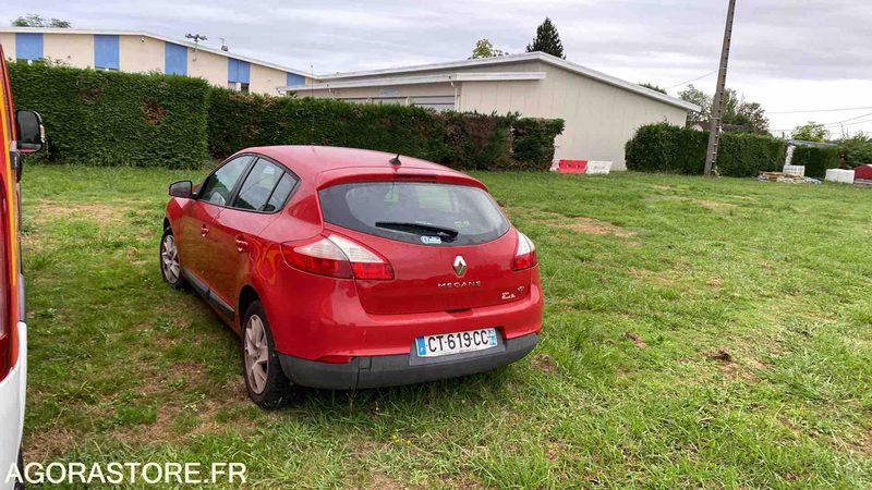 RENAULT MEGANE 309707kms - 2013 - Легковий автомобіль: фото 3 RENAULT MEGANE 309707kms - 2013 - Легковий автомобіль: фото 3