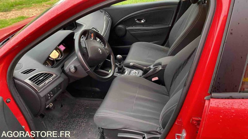 RENAULT MEGANE 309707kms - 2013 - Легковий автомобіль: фото 5 RENAULT MEGANE 309707kms - 2013 - Легковий автомобіль: фото 5