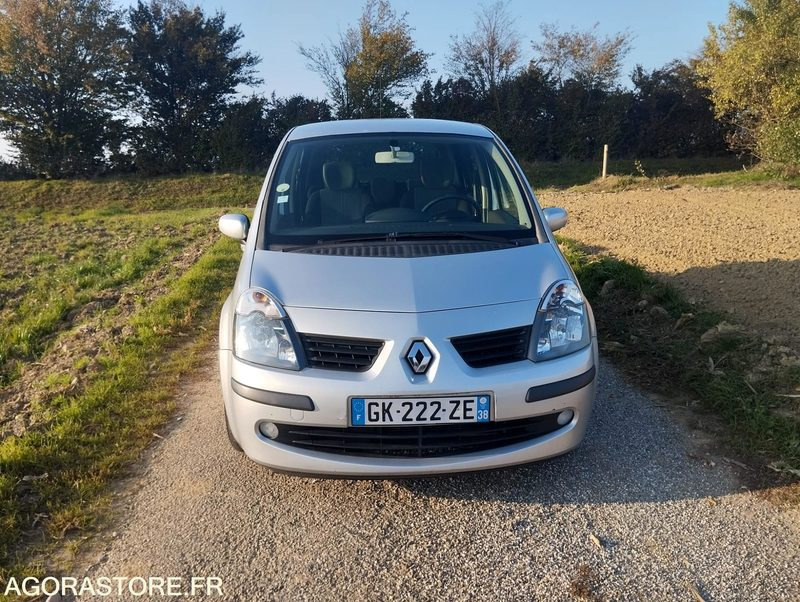 RENAULT MODUS - 102000 KILOMETRES - ESSENCE - Легковий автомобіль: фото 3 RENAULT MODUS - 102000 KILOMETRES - ESSENCE - Легковий автомобіль: фото 3