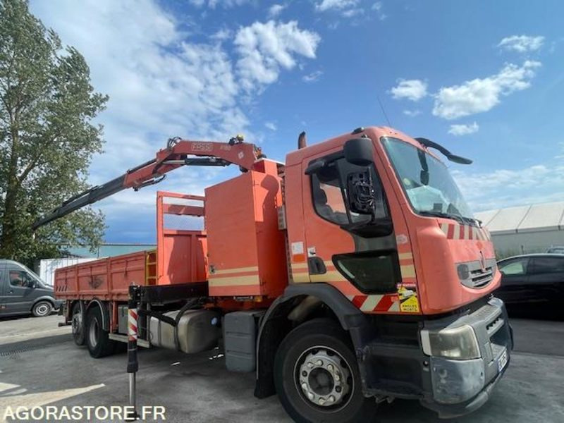 RENAULT PREMIUM LANDER 430.26 - PLATEAU GRUE - GRUE FASSI F150 + RADIO - 2011 - Бортова вантажівка/ Платформа, Вантажівка з маніпулятором: фото 1 RENAULT PREMIUM LANDER 430.26 - PLATEAU GRUE - GRUE FASSI F150 + RADIO - 2011 - Бортова вантажівка/ Платформа, Вантажівка з маніпулятором: фото 1