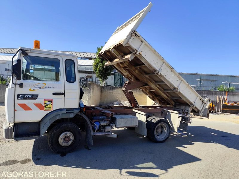 RENAULT S120 CAMION BENNE 1994 144 599 KMS BON ETAT - Малотоннажний самоскид: фото 1 RENAULT S120 CAMION BENNE 1994 144 599 KMS BON ETAT - Малотоннажний самоскид: фото 1