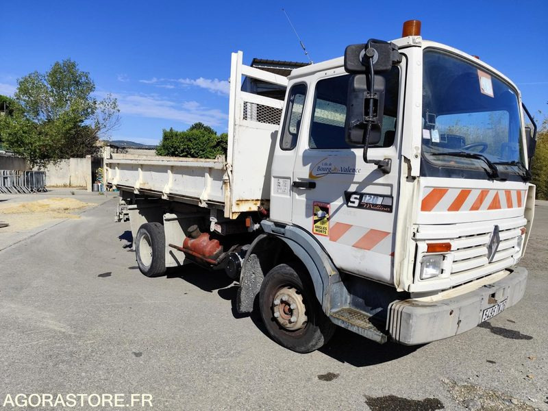 RENAULT S120 CAMION BENNE 1994 144 599 KMS BON ETAT - Малотоннажний самоскид: фото 2 RENAULT S120 CAMION BENNE 1994 144 599 KMS BON ETAT - Малотоннажний самоскид: фото 2