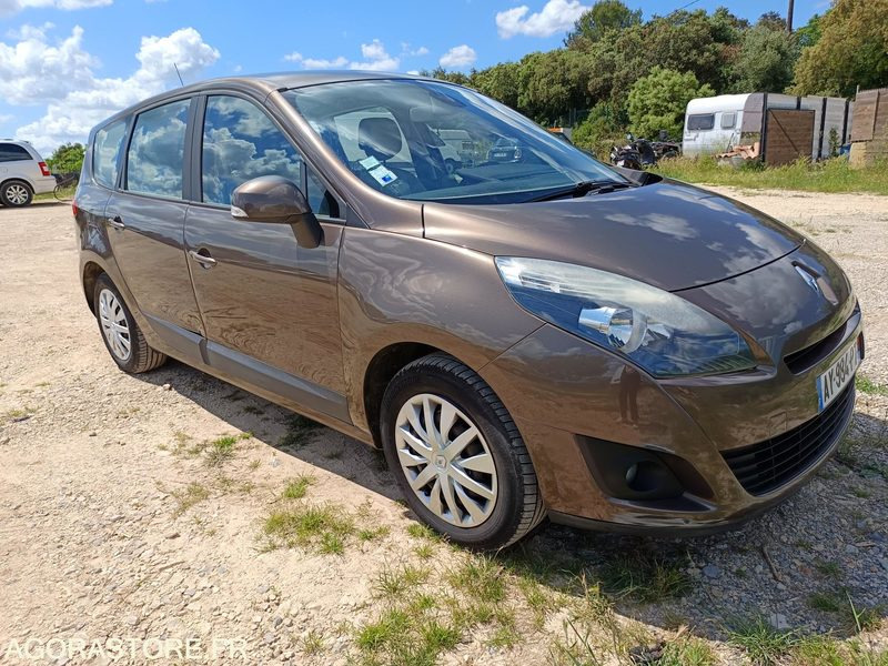 RENAULT SCENIC - 2010 - 138500KMS - Легковий автомобіль: фото 2 RENAULT SCENIC - 2010 - 138500KMS - Легковий автомобіль: фото 2