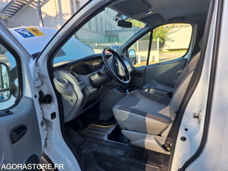 RENAULT TRAFIC - Мікроавтобус, Пасажирський фургон: фото 5 RENAULT TRAFIC - Мікроавтобус, Пасажирський фургон: фото 5