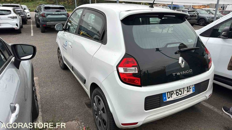 RENAULT TWINGO - 2015 - 88804 KM - Легковий автомобіль: фото 4 RENAULT TWINGO - 2015 - 88804 KM - Легковий автомобіль: фото 4