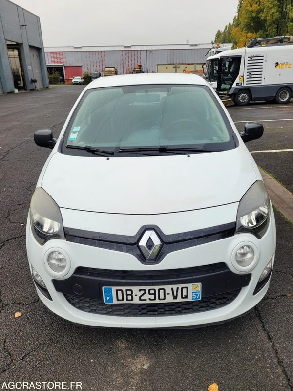 RENAULT TWINGO - DB-290-VQ - VIN VF1CNJ10550142907 - Легковий автомобіль: фото 2 RENAULT TWINGO - DB-290-VQ - VIN VF1CNJ10550142907 - Легковий автомобіль: фото 2