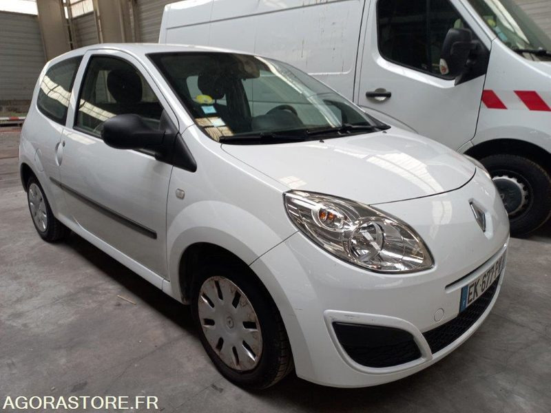 RENAULT TWINGO EK-677-PV - Легковий автомобіль: фото 2 RENAULT TWINGO EK-677-PV - Легковий автомобіль: фото 2