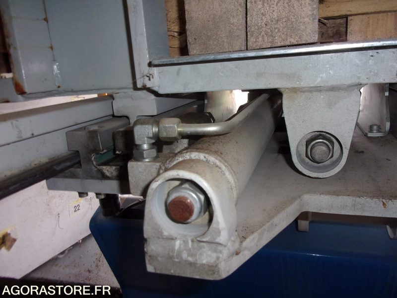 Інструмент/ Обладнання RETOURNEUR DE PALETTES autonome transpalette: фото 6 Інструмент/ Обладнання RETOURNEUR DE PALETTES autonome transpalette: фото 6