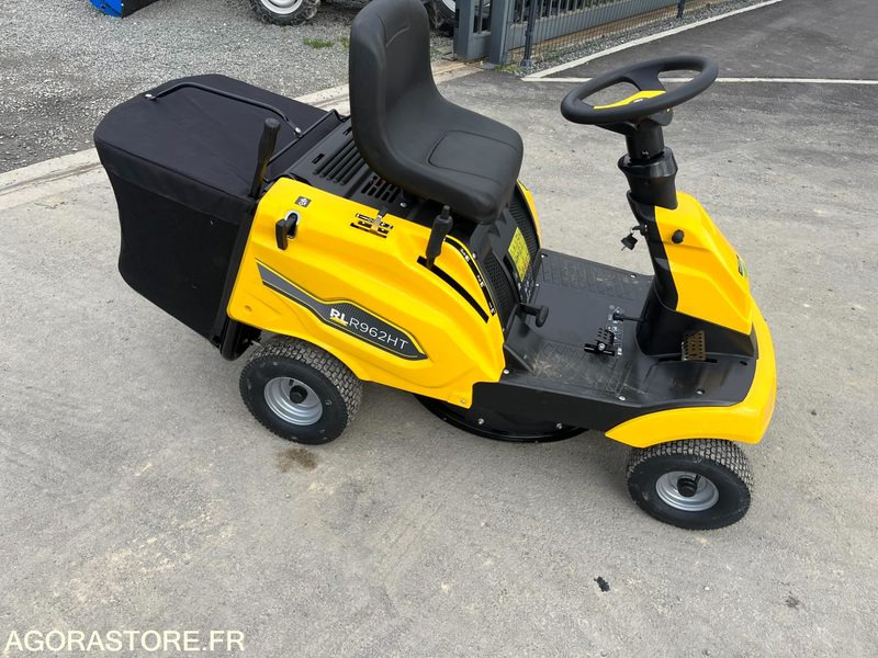 RIDER Tracteur tondeuse ROQUES ET LECOEUR RLR962 NEUF Ramassage arrière - Газонокосарка: фото 1 RIDER Tracteur tondeuse ROQUES ET LECOEUR RLR962 NEUF Ramassage arrière - Газонокосарка: фото 1