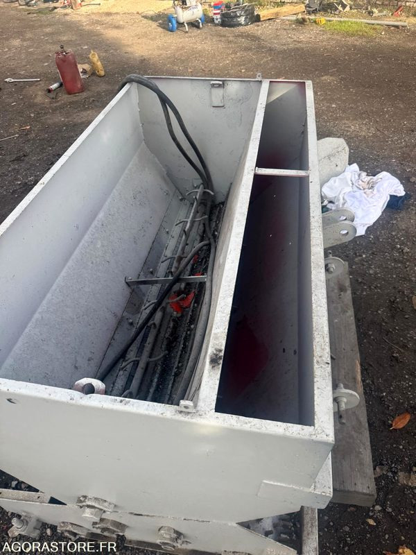 Regarnisseur de pelouse PRO-SEED - Техніка для саду та городу: фото 3 Regarnisseur de pelouse PRO-SEED - Техніка для саду та городу: фото 3