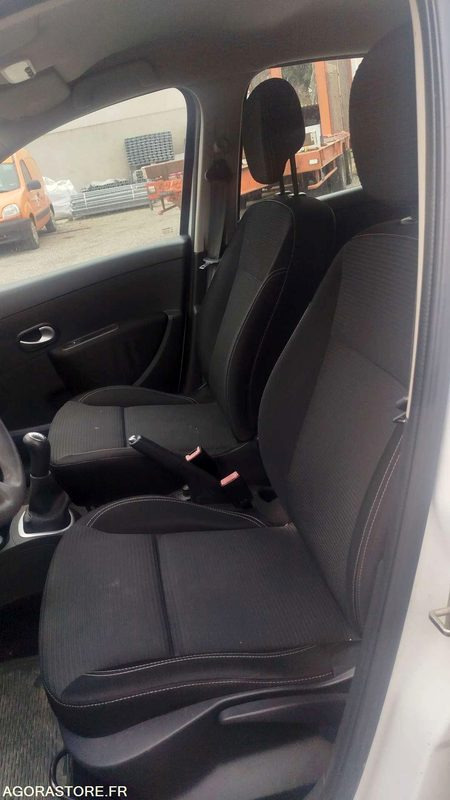 Renault - Clio - 2012 - 172874 kms - Легковий автомобіль: фото 3 Renault - Clio - 2012 - 172874 kms - Легковий автомобіль: фото 3