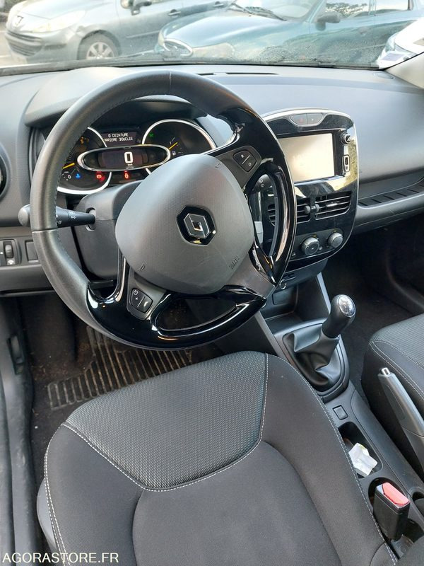 Renault Clio Blanche DC974FQ de 2013 - 67561 km - Легковий автомобіль: фото 4 Renault Clio Blanche DC974FQ de 2013 - 67561 km - Легковий автомобіль: фото 4