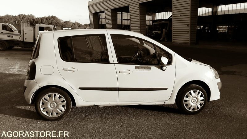Renault MODUS - Легковий автомобіль: фото 1 Renault MODUS - Легковий автомобіль: фото 1