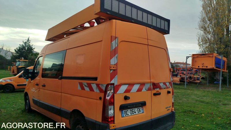 Renault Master 2.3 DCI - 2010 - 327332km - BC064GK - Суцільнометалевий фургон: фото 4 Renault Master 2.3 DCI - 2010 - 327332km - BC064GK - Суцільнометалевий фургон: фото 4