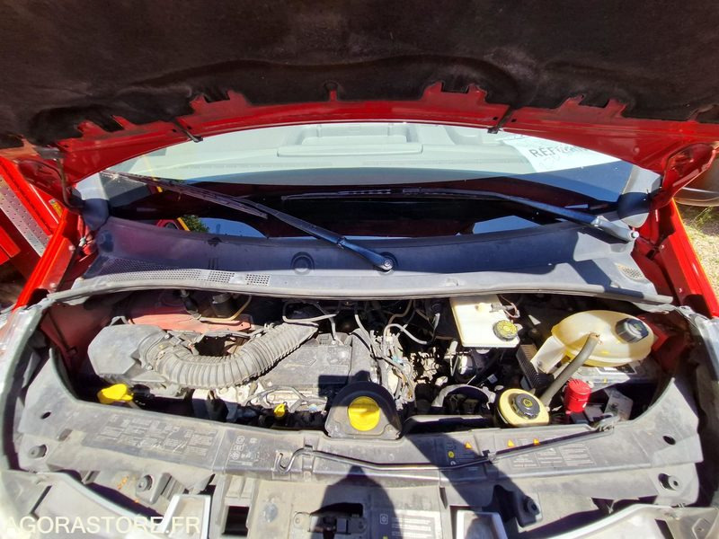 Renault Master - 2011 - 270594 - CE149HL - Карета швидкої допомоги: фото 3 Renault Master - 2011 - 270594 - CE149HL - Карета швидкої допомоги: фото 3